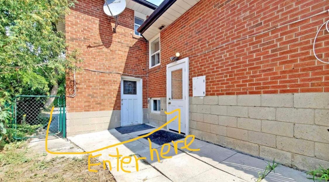 Cozy & Convenient 2-Bedroom Apartment With Private Entrance Τορόντο Εξωτερικό φωτογραφία